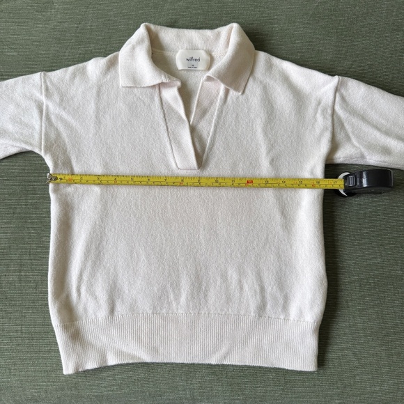 Merino Wool Cropped Polo Sweater - Picture 4 of 8